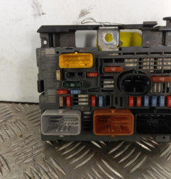 Boitier servitude moteur (BSM) PEUGEOT 308 1 Photo n°1