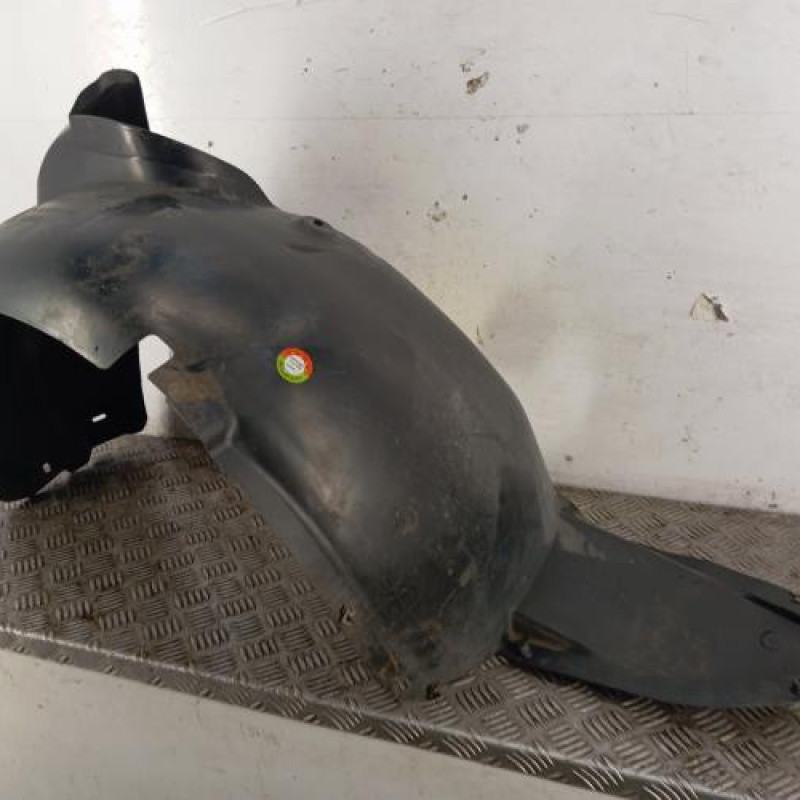 Pare boue avant droit SEAT IBIZA 4