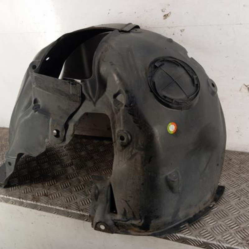 Pare boue avant gauche RENAULT MEGANE 2