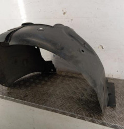 Pare boue avant gauche RENAULT MEGANE 2