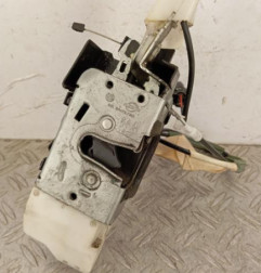 Serrure avant gauche VOLKSWAGEN FOX Photo n°1