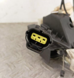 Serrure avant gauche VOLKSWAGEN FOX Photo n°4