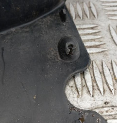 Pare boue avant gauche PEUGEOT 206 Photo n°3