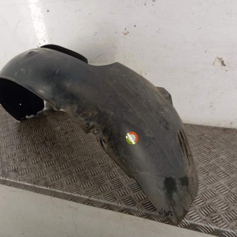 Pare boue avant droit FORD FIESTA 5