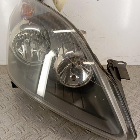 Optique avant principal droit (feux)(phare) OPEL ZAFIRA B