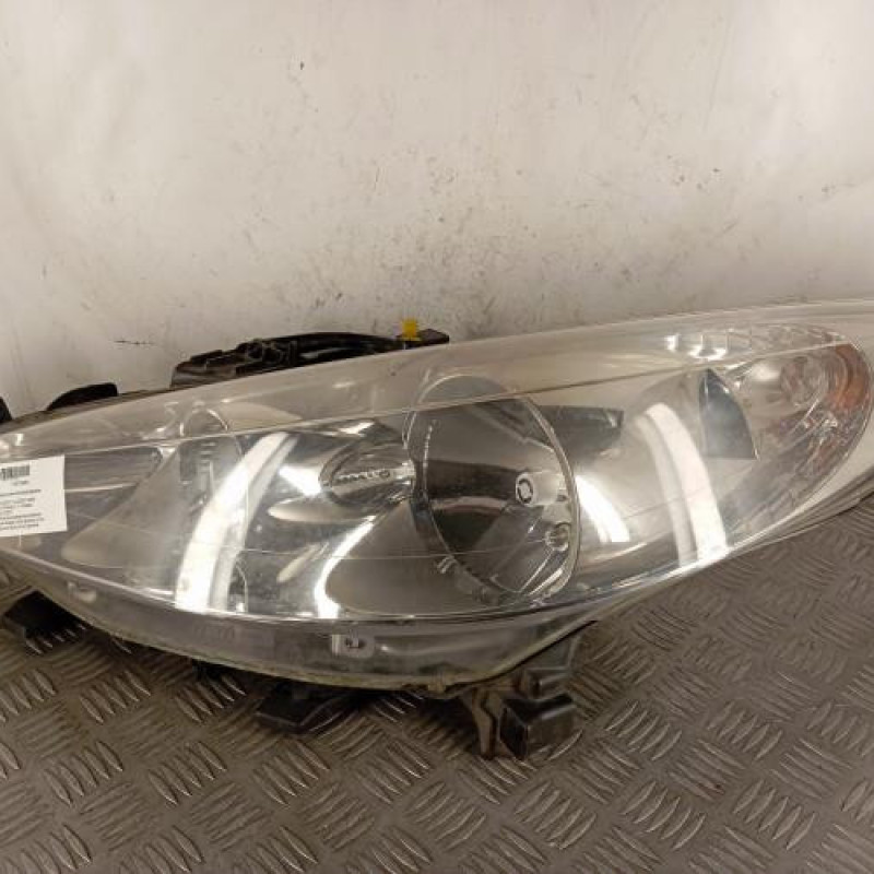 Optique avant principal gauche (feux)(phare) PEUGEOT 207