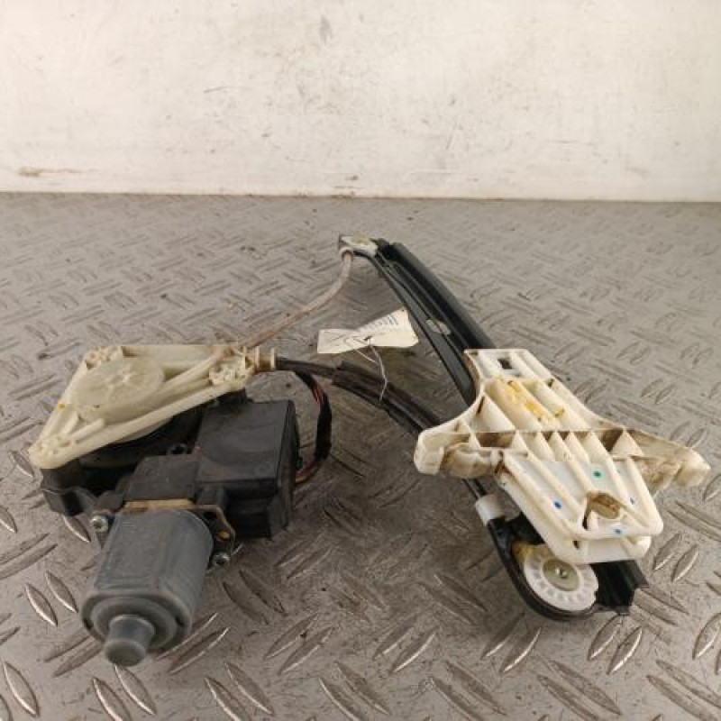 Leve vitre electrique arriere droit VOLKSWAGEN POLO 5