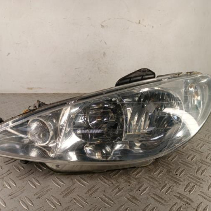 Optique avant principal gauche (feux)(phare) PEUGEOT 206