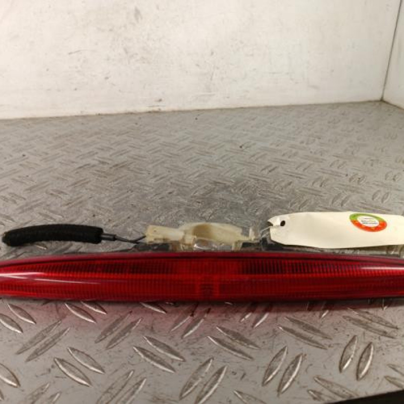 Feu arriere stop central RENAULT SCENIC 1