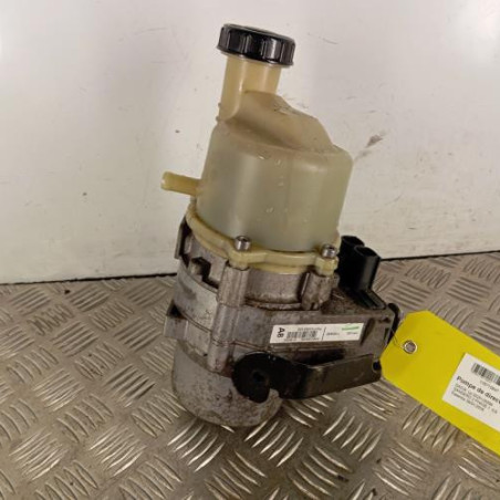 Pompe de direction DACIA SANDERO 2 Photo n°1