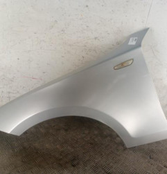 Aile avant gauche BMW SERIE 1 E87 Photo n°1