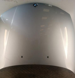 Capot BMW SERIE 1 E87 Photo n°1