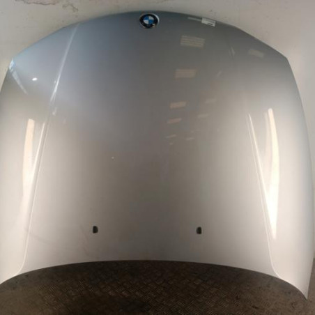 Capot BMW SERIE 1 E87 Photo n°1