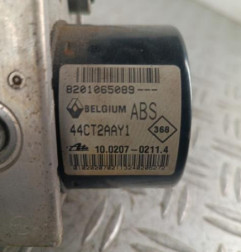 Bloc ABS (freins anti-blocage) RENAULT TWINGO 2 Photo n°3