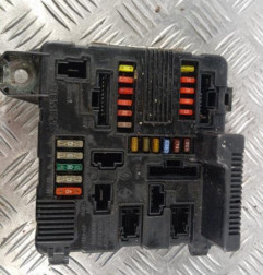 Boitier UPC RENAULT SCENIC 2 Photo n°1