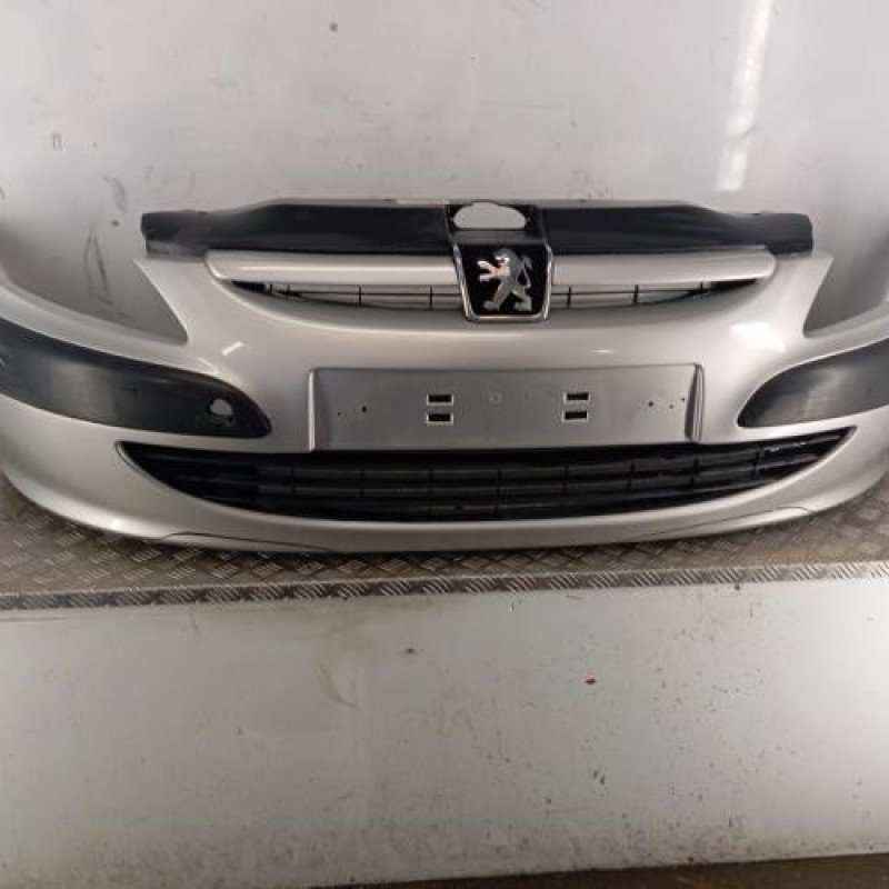 Pare choc avant PEUGEOT 307