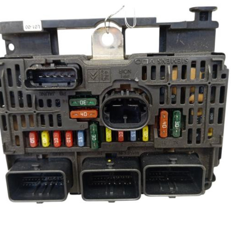 Boitier servitude moteur (BSM) PEUGEOT 407