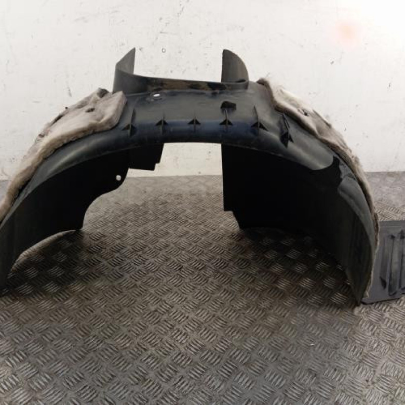 Pare boue avant droit PEUGEOT 307