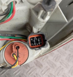 Feu arriere principal gauche (feux) HYUNDAI IX 35 Photo n°4