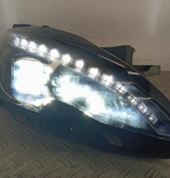 Optique avant principal droit (feux)(phare) PEUGEOT 308 2 SW
