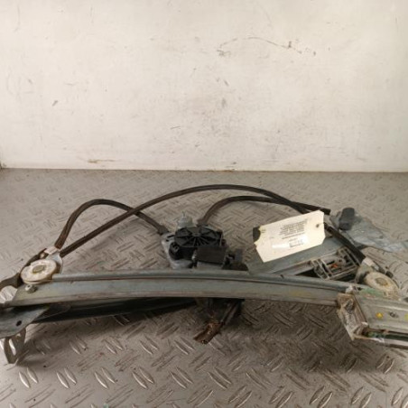 Leve vitre electrique avant gauche RENAULT MEGANE 2 Photo n°1