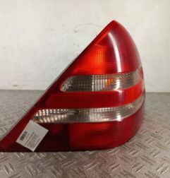 Feu arriere principal droit (feux) MERCEDES CLASSE SLK 170 Photo n°1