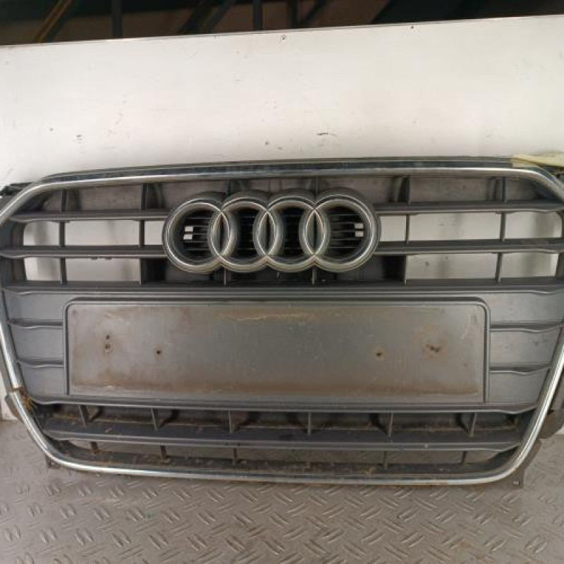 Calandre AUDI A4 3
