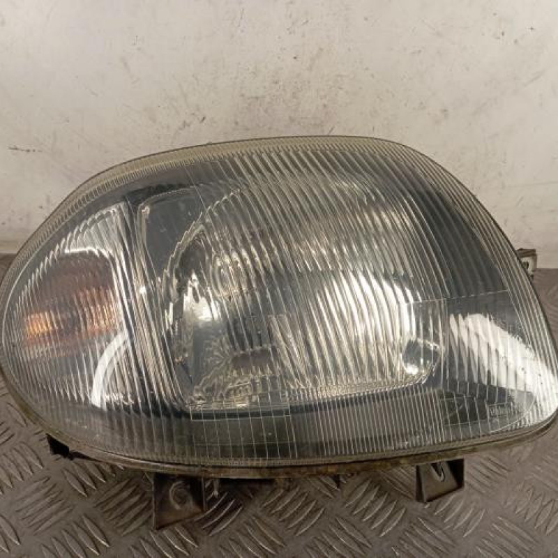 Optique avant principal gauche (feux)(phare) RENAULT CLIO 2