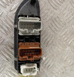Interrupteur de leve vitre avant gauche RENAULT LAGUNA 2