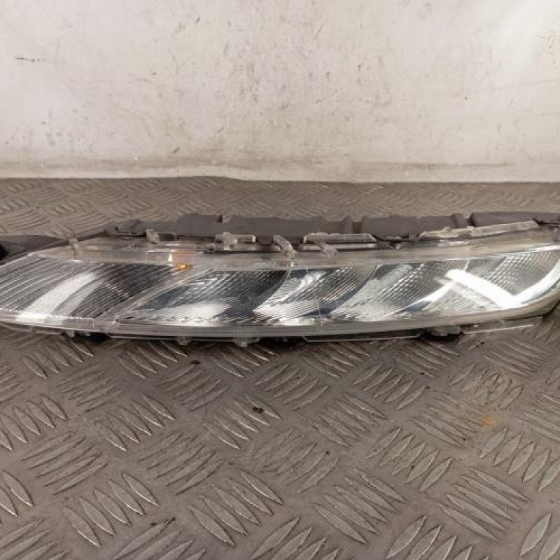 Feu diurne avant gauche CITROEN C4 GRAND PICASSO 2