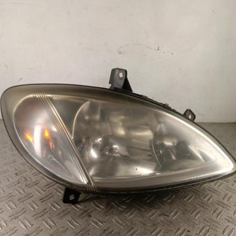 Optique avant principal droit (feux)(phare) MERCEDES VITO 639