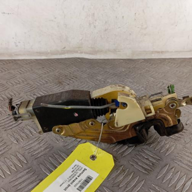 Serrure avant droit OPEL CORSA B