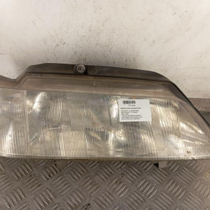 Optique avant principal droit (feux)(phare) PEUGEOT 605