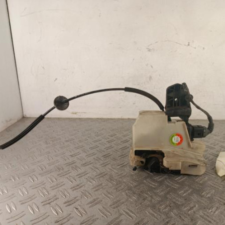 Serrure avant droit VOLKSWAGEN PASSAT 4