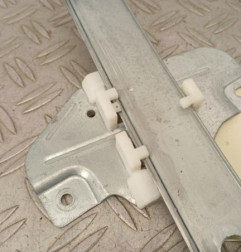 Leve vitre electrique avant droit KIA PICANTO 2