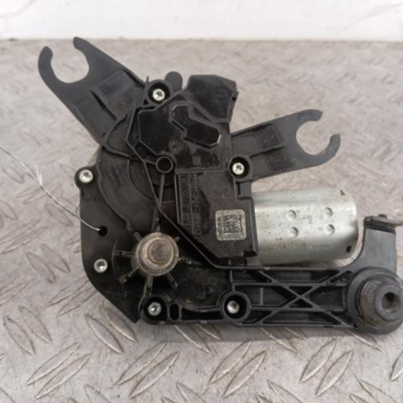 Moteur essuie glace arriere PEUGEOT 2008 1