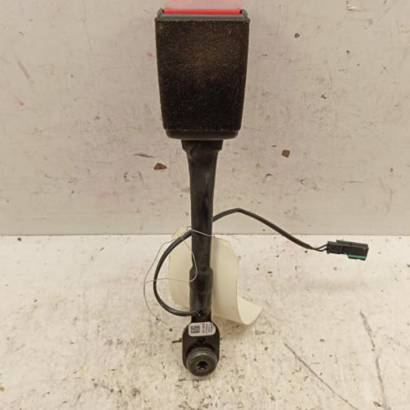 Attache ceinture avant gauche OPEL ASTRA K