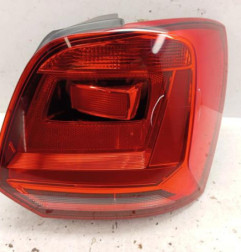Feu arriere principal droit (feux) VOLKSWAGEN POLO 5 Photo n°1