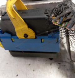 Bloc ABS (freins anti-blocage) PEUGEOT 206 Photo n°3