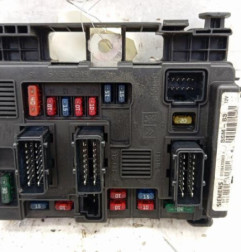 Boitier servitude moteur (BSM) PEUGEOT 206 Photo n°1