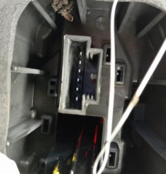 Feu arriere principal gauche (feux) VOLKSWAGEN UP Photo n°3