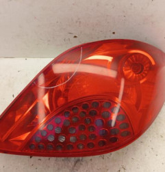 Feu arriere principal droit (feux) PEUGEOT 207 Photo n°1