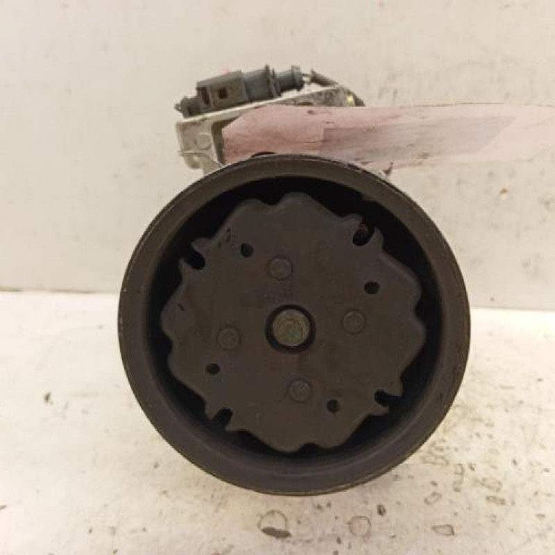 Compresseur clim AUDI A4 2