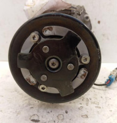 Compresseur clim OPEL MERIVA B Photo n°1