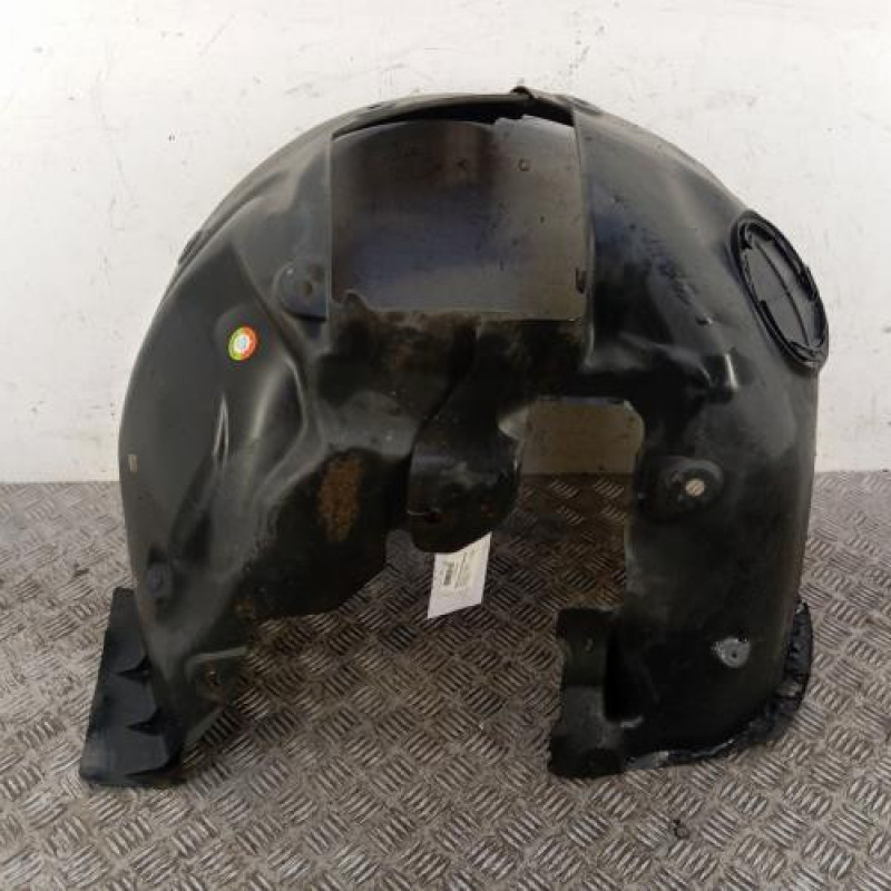 Pare boue avant gauche RENAULT MEGANE 2