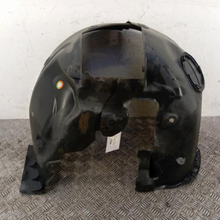 Pare boue avant gauche RENAULT MEGANE 2 Photo n°1