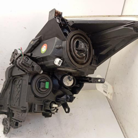 Optique avant principal gauche (feux)(phare) TOYOTA AURIS 1