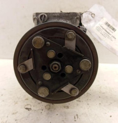 Compresseur clim RENAULT SCENIC 4 Photo n°1