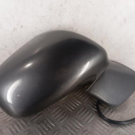 Retroviseur droit TOYOTA COROLLA VERSO 2