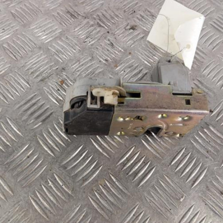 Serrure avant droit PEUGEOT 307